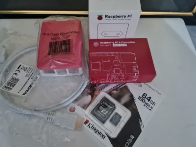 composants-materiel-electronique-kit-raspberry-pi-4-model-b-gb-oran-algerie