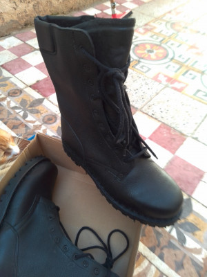 bottes-godasse-belouizdad-alger-algerie