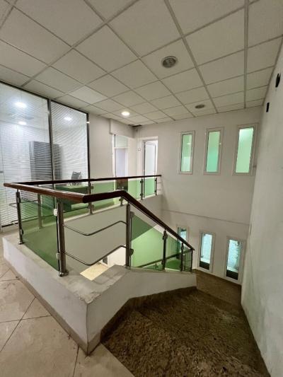 Rent Building Alger Hydra