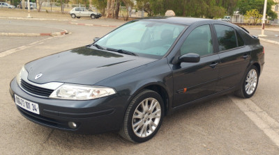 voitures-renault-laguna-2-2001-dynamic-bordj-bou-arreridj-algerie