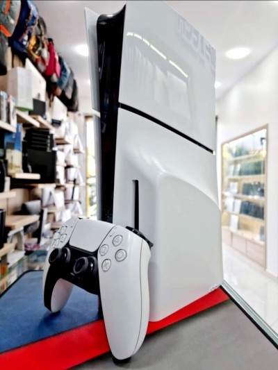 Ps5 slim + manette