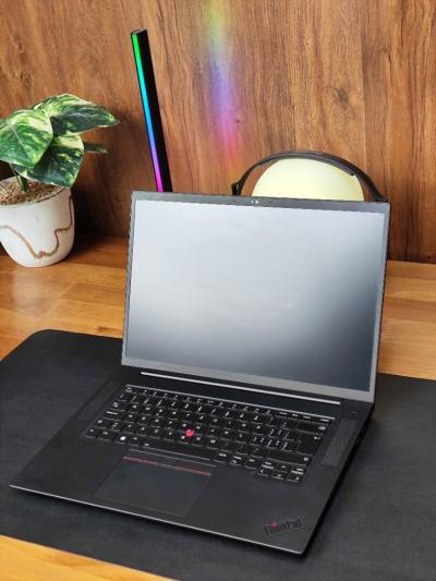 Laptop Professional LENOVO THINKPAD P1 GEN 5 WORKSTATION ( i7-12800H / 32 GB RAM / 1 TB NVMe SSD )