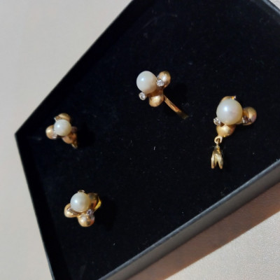 necklaces-pendants-trio-en-or-18k-7-grames-lensemble-cheraga-alger-algeria