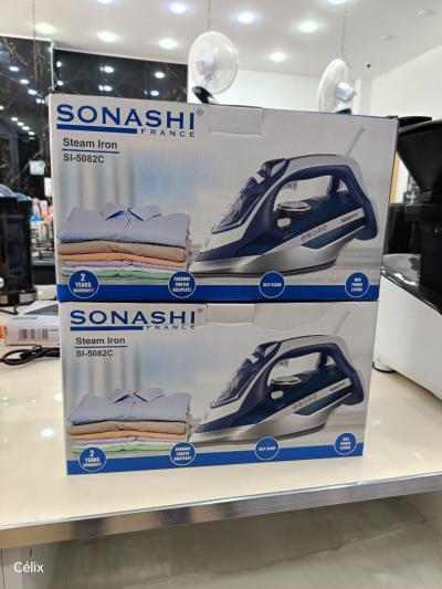 Fer à repasser a vapeur SONASHI 2200 w