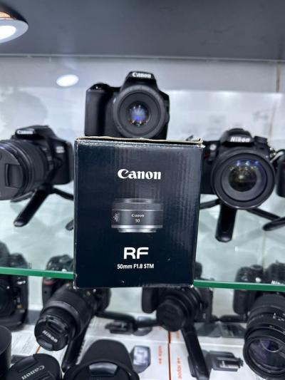canon rf 50mm 1.8 STM