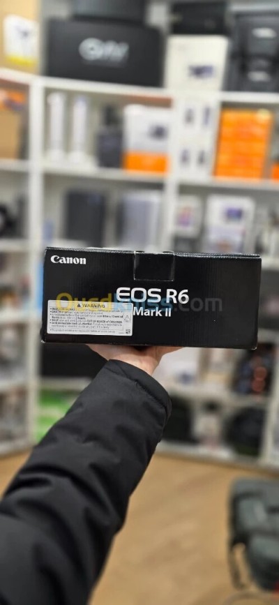 CANON  EOS R6 MARK II BODY