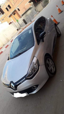 citadine-renault-clio-4-2013-el-ancor-oran-algerie