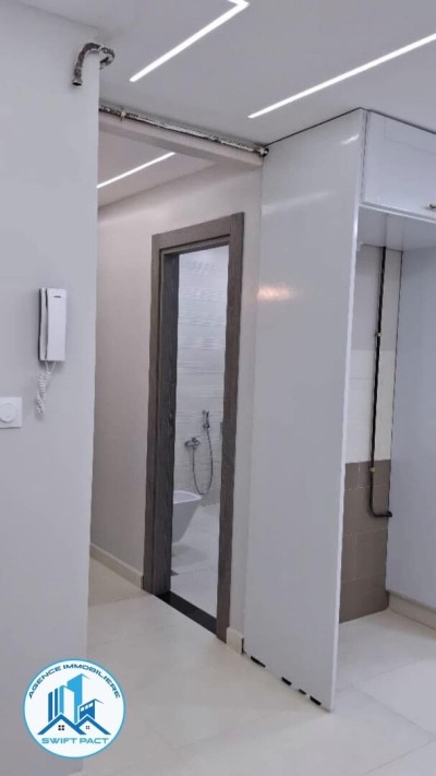 بيع شقة 5 غرف بومرداس بومرداس