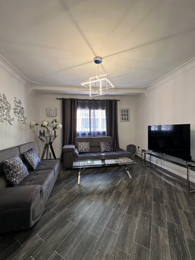 بيع شقة 4 غرف تلمسان تلمسان