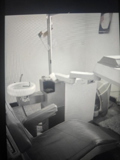 medical-fauteuil-dentaire-ancien-modele-blida-algerie