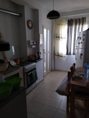appartement-location-f3-tipaza-kolea-algerie