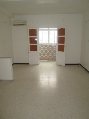 شقة-بيع-2-غرف-عنابة-البوني-الجزائر
