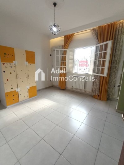 Location Appartement F4 Annaba Annaba