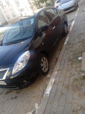 voitures-nissan-sunny-2012-rouiba-alger-algerie