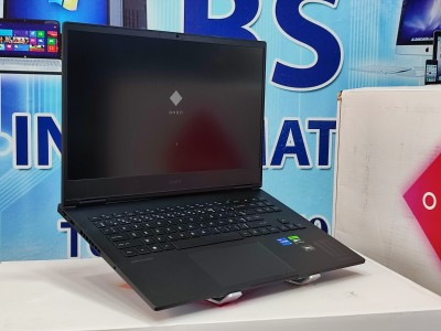 HP OMEN 16 i7 13620H 16Go DDR5 1To SSD 16"FHD 165Hz RTX 4060 08 GO JAMAIS UTILISÉ SOUS EMBALLAGE 