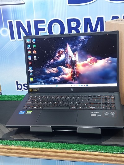 Acer Nitro v15 i7 13620H. RAM 16GB 1T SSD RTX 5060 8GB écran 180hz jamais utilisé sous emballage