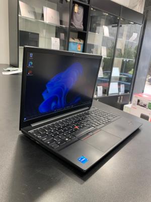 Lenovo ThinkPad E15 i5-11em 15,6 pouce 8/256 IRis Xe