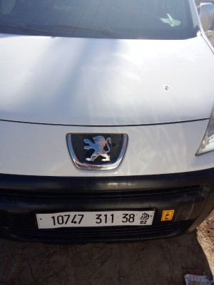 commerciale-peugeot-partner-2011-tamalaht-tissemsilt-algerie