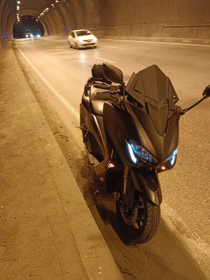 motos-scooters-tmax-yamaha-2017-reghaia-alger-algerie