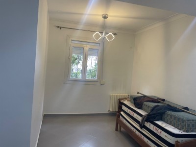 كراء طابق فيلا 4 غرف الجزائر العاشور