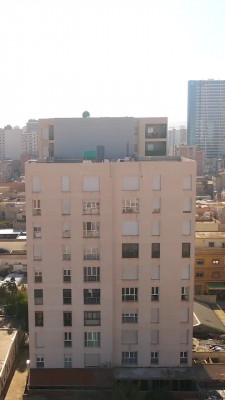 شقة-بيع-4-غرف-وهران-بئر-الجير-الجزائر