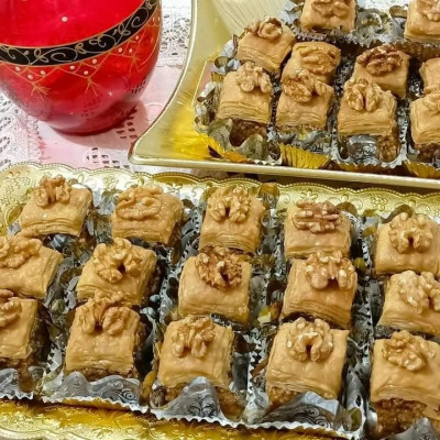 alimentary-baklawa-amandes-et-noix-bordj-el-kiffan-algiers-algeria