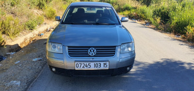 grande-berline-volkswagen-passat-2003-freha-tizi-ouzou-algerie