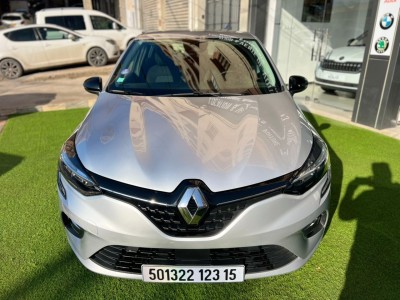 Renault Clio 5  2023 Business