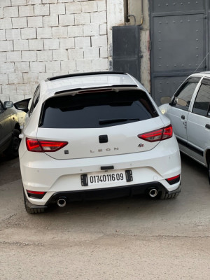 voitures-seat-leon-2016-linea-r-blida-algerie