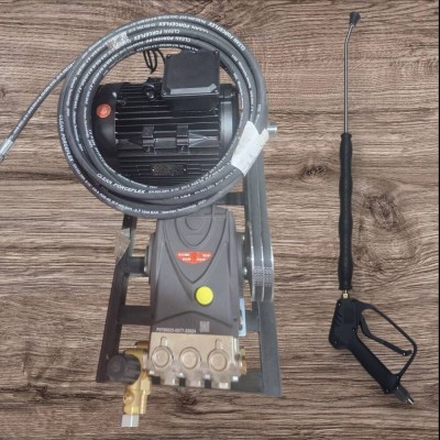 Pompe de Lavage Haute Pression 200 BAR 380V INTERPUMP ITALY