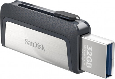 SanDisk Ultra 32 GB Dual DriveType-C USB 3.0 Flash, Silver