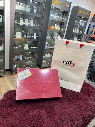 Huawei Mate XT Ultimate Design 16GB 512GB BOITE SCELLÈE