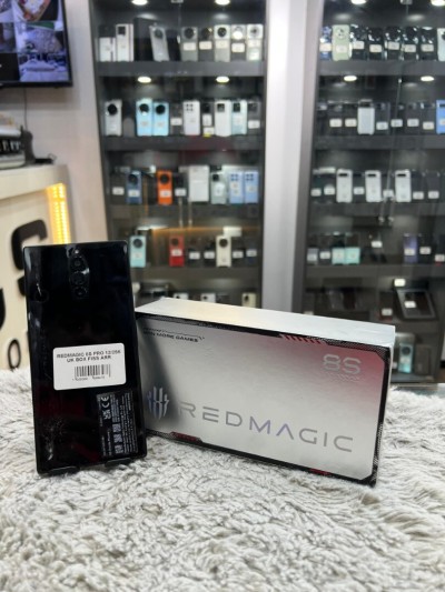 Redmagic 8s Pro 12GB 256GB Fissuré arriere
