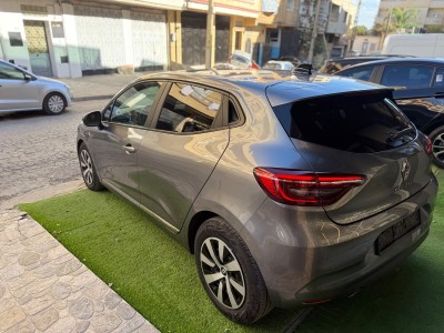 Renault Clio 5  2023 Evolution