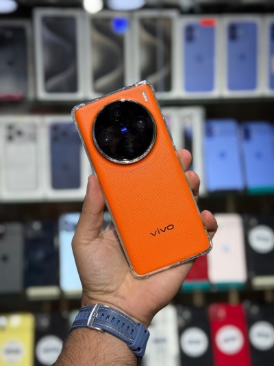 Vivo X100 Pro Orange