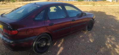 berline-renault-laguna-1-1994-batna-algerie