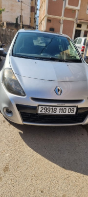 voitures-renault-clio-3-2010-ouled-yaich-blida-algerie