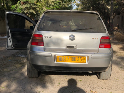 moyenne-berline-volkswagen-golf-4-2000-bordj-el-bahri-alger-algerie