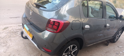 Stepway 2018 Algerie