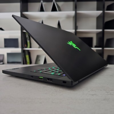 Razer Blade 14 Ryzen 9 5900HX 16 Gb 1To SSD RTX 3080 8Gb VRAM