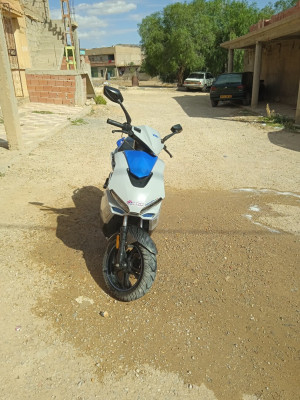 motos-et-scooters-vms-deriver-2021-boukhadra-tebessa-algerie