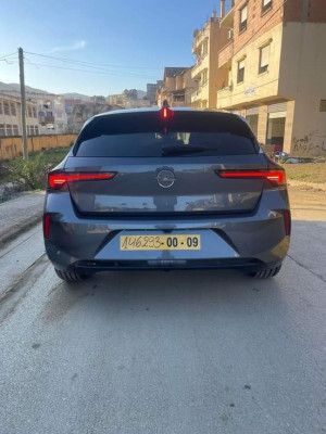 moyenne-berline-opel-astra-2023-elegance-skikda-algerie