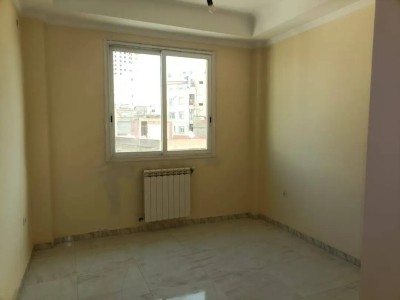 Location Appartement Niveau de villa F3 Alger Birkhadem