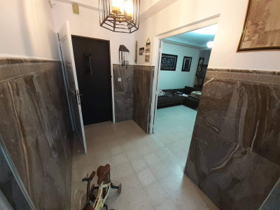 appartement-vente-f4-alger-ain-naadja-algerie