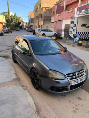 moyenne-berline-volkswagen-golf-5-2006-remchi-tlemcen-algerie