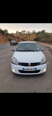 citadine-renault-clio-3-2013-compus-ain-fares-mascara-algerie