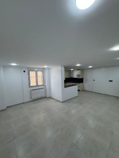 بيع شقة 3 غرف الجزائر شراقة