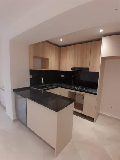 بيع شقة 4 غرف الجزائر العاشور