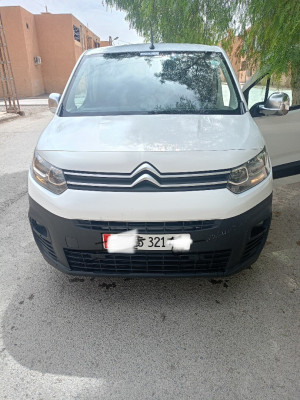 voitures-citroen-كاناف-2021-berlingo-comrsial-ain-touta-batna-algerie