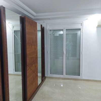 Location Appartement Niveau de villa F4 Alger Chevalley
